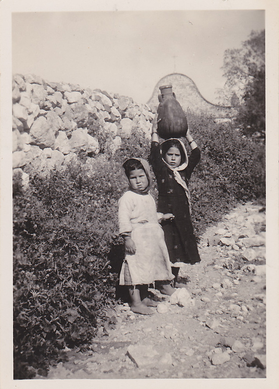 Nain_Girls.jpg