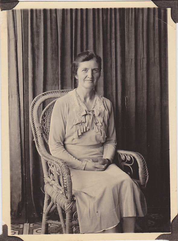 Gibson_Bernice_04.jpg