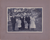 Unknown_Family_June_19_1909.jpg